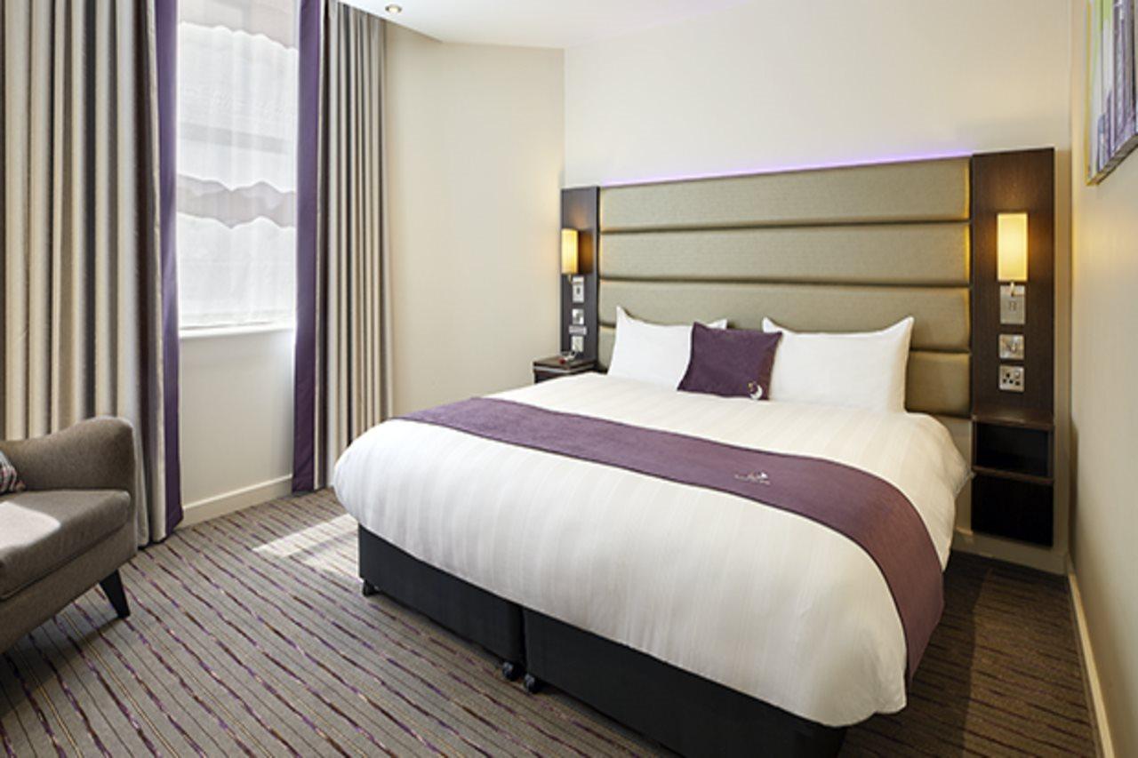 Premier Inn Wirral - Heswall Exterior foto